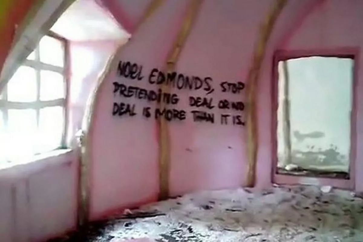 Noel Edmonds stop pretending Deal or No Deal is more than it is
